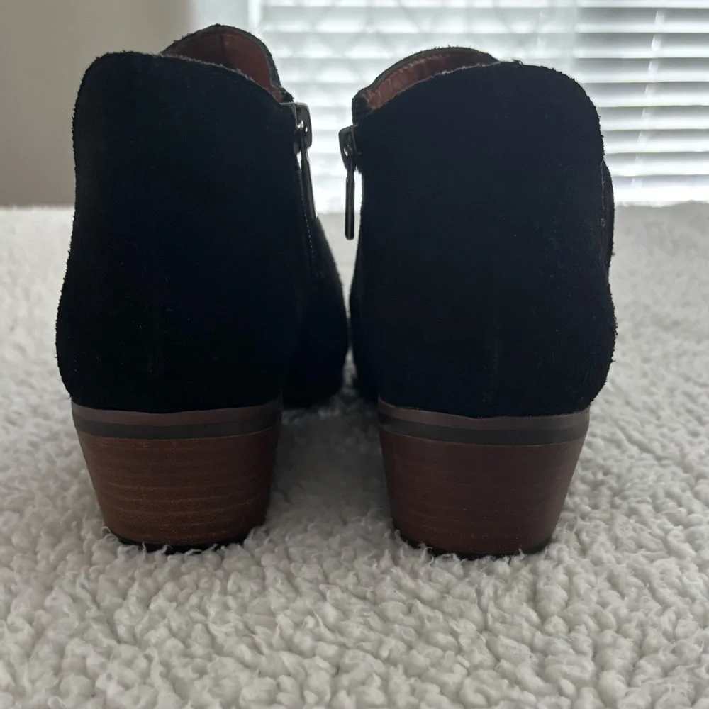 LUCKY BRAND Black Suede Ankle Boots. Size 9 1/2 Worn Once. No Box Excellent Cond - Picture 5 of 13